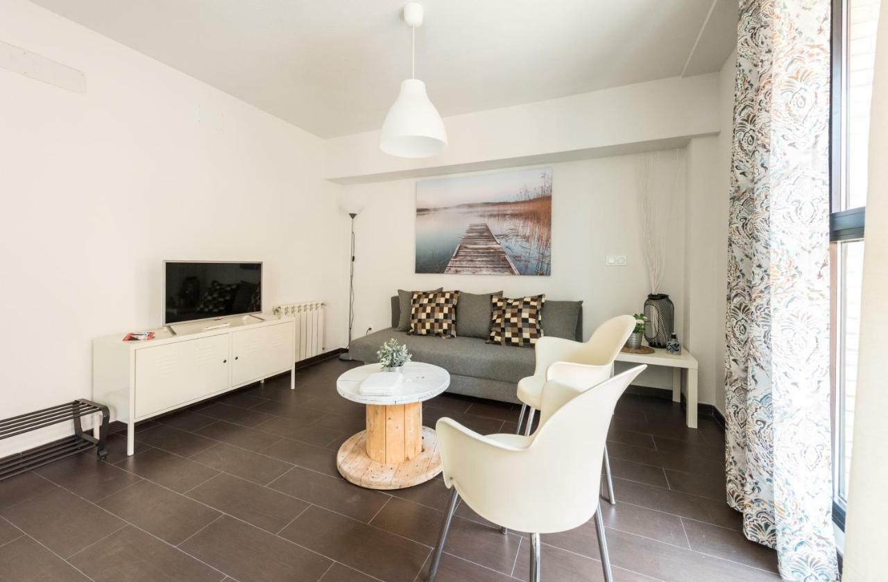 2 Habitaciones Apartamento Temporada En Lucero 마드리드 외부 사진
